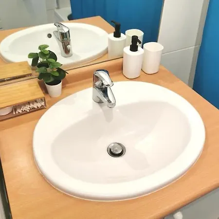 Chic 2chambres,70m²+balcon+parking+wifi *