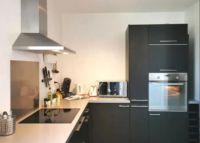 Chic 2chambres,70m²+balcon+parking+wifi Apartamento