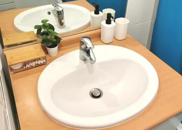 Chic 2chambres,70m²+balcon+parking+wifi *