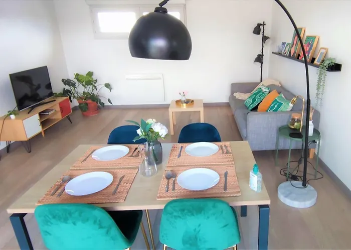 Chic 2chambres,70m²+balcon+parking+wifi 낭트